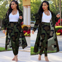 Women&#39;s Kimono Set With Trousers - Lightweight Floral Design