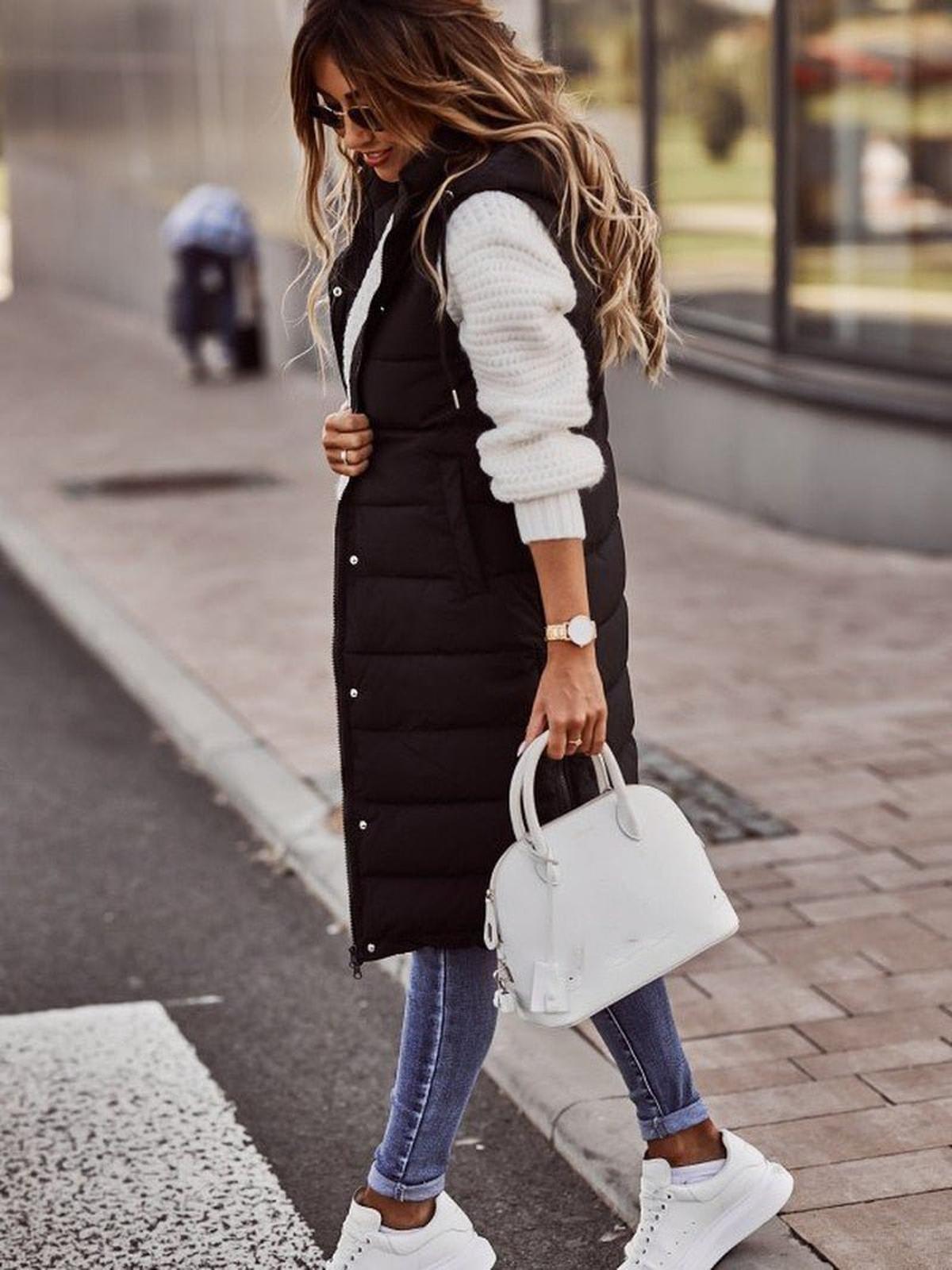 Women&#39;s Knee-Length Quilted Vest