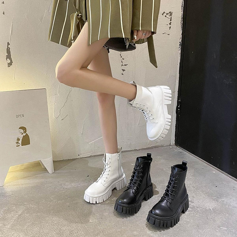 Women&#39;s Leather Ankle Boots