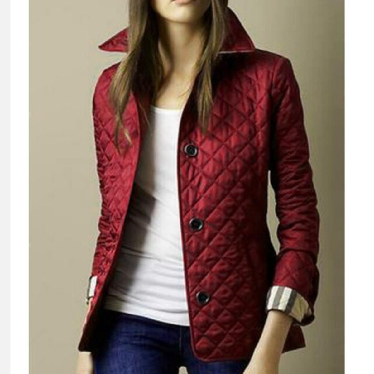 Women&#39;s Lightweight Quilted Button Closure Coat