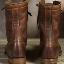 Women&#39;s Lined Leather Boots With Faux Fur