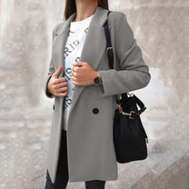 Women&#39;s Long Winter Coat With Fur Collar And Waterproof Design