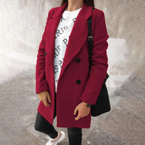 Women&#39;s Long Winter Coat With Fur Collar And Waterproof Design