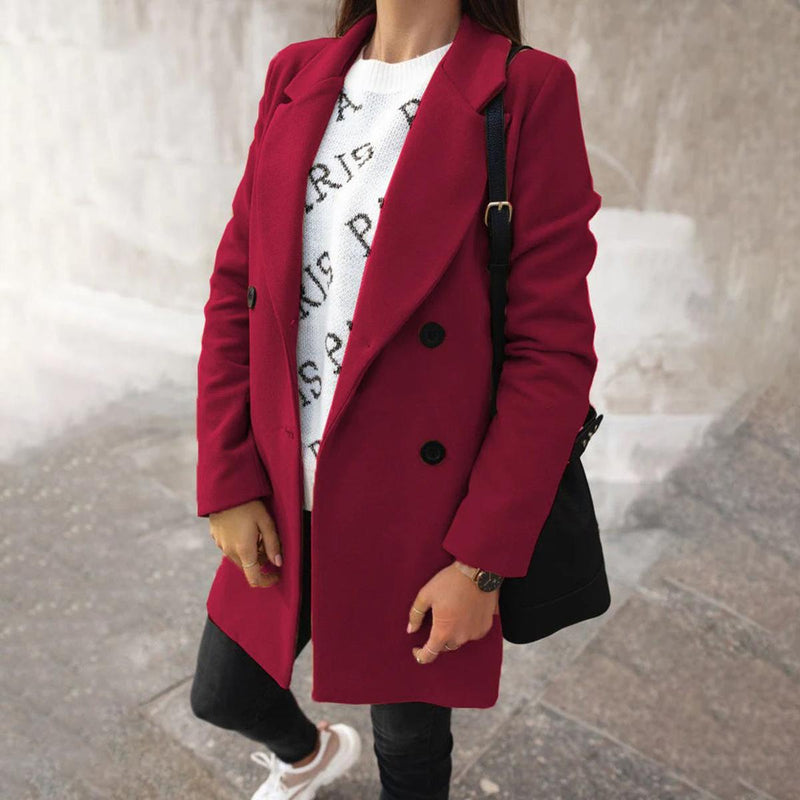 Women&#39;s Long Winter Coat With Fur Collar And Waterproof Design