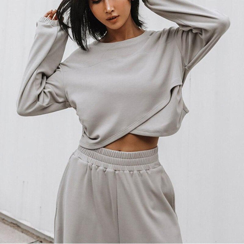 Women&#39;s Loungewear Set With Fashionable Pants