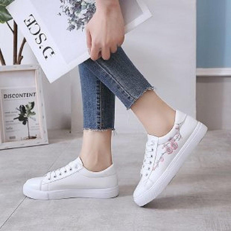 Women&#39;s Low-Top Sneakers Casual Sporty Shoes