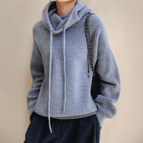 Women&#39;s Merino Wool Turtleneck Sweater