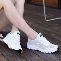 Women&#39;s Modern Comfortable Sneakers