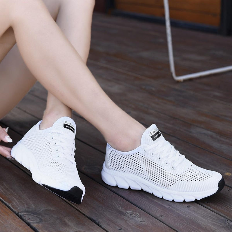 Women&#39;s Modern Comfortable Sneakers