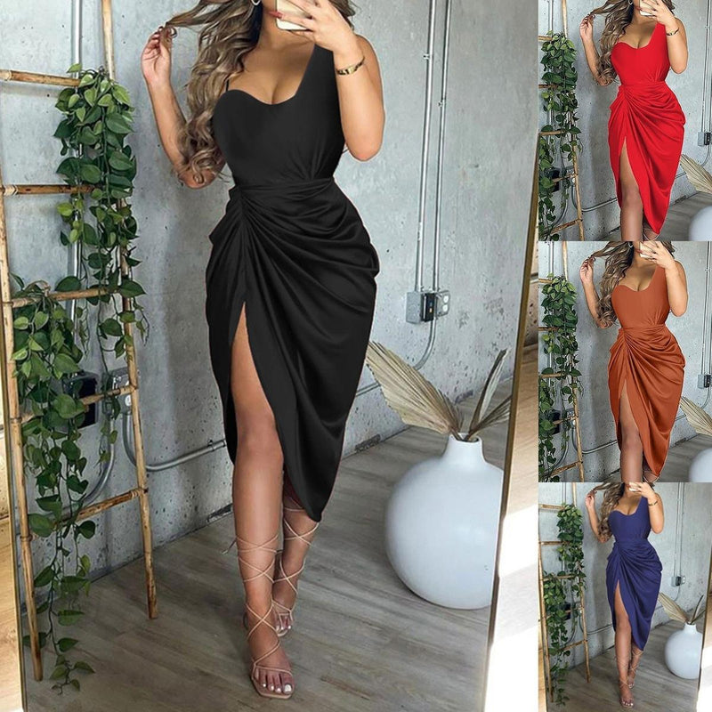 Women&#39;s Modern Summer Dress With Flattering Cut