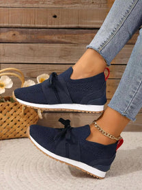 Women&#39;s Orthopedic Mesh Lace-Up Sneakers