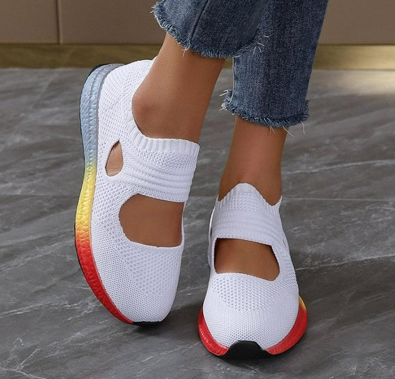 Women&#39;s Orthopedic Sneakers With Adjustable Straps