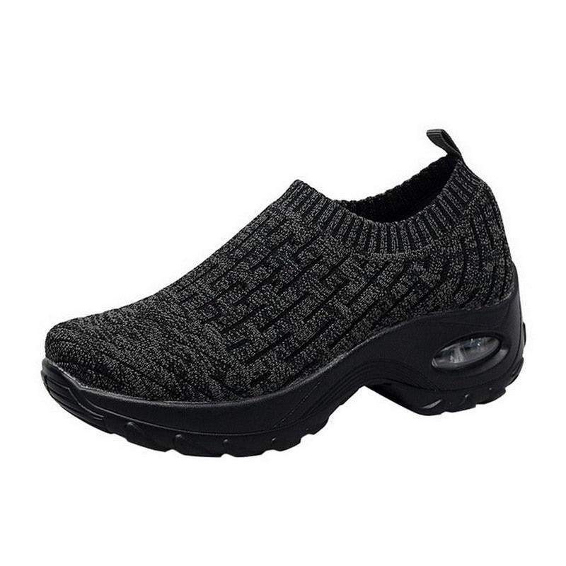 Women&#39;s Orthopedic Sole Sneakers With Adjustable Fit