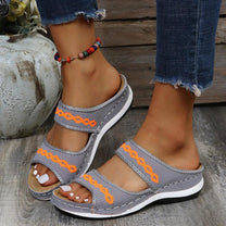 Women&#39;s Orthopedic Summer Sandals With Stylish Design