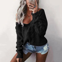 Women&#39;s Oversized Knit Sweater With Long Sleeves