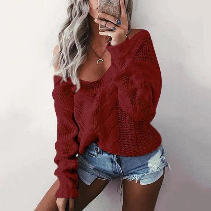 Women&#39;s Oversized Knit Sweater With Long Sleeves