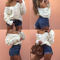 Women&#39;s Oversized Knit Sweater With Long Sleeves