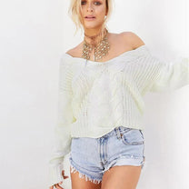 Women&#39;s Oversized Knit Sweater With Long Sleeves