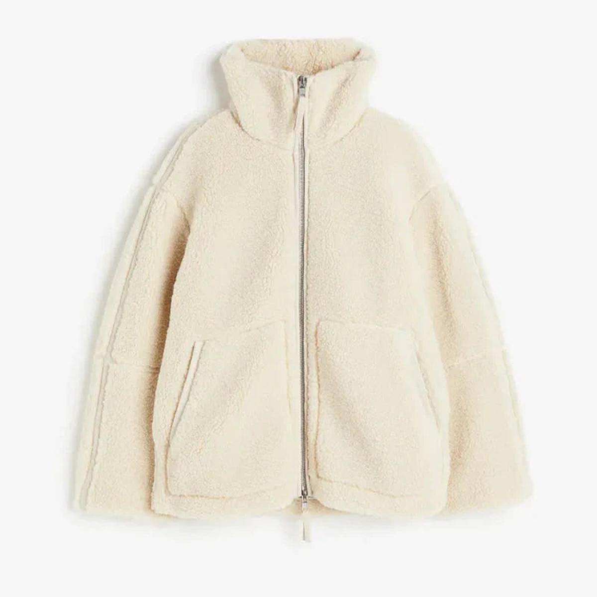 Women&#39;s Oversized Wool Jacket With Stand-Up Collar