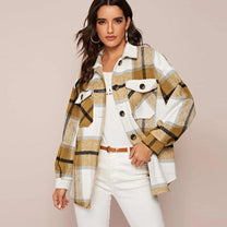 Women&#39;s Plaid Button-Up Jacket