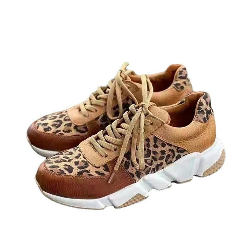 Women&#39;s Platform Sneakers With Elevated Sole
