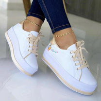 Women&#39;s Platform Sneakers With Sporty Design