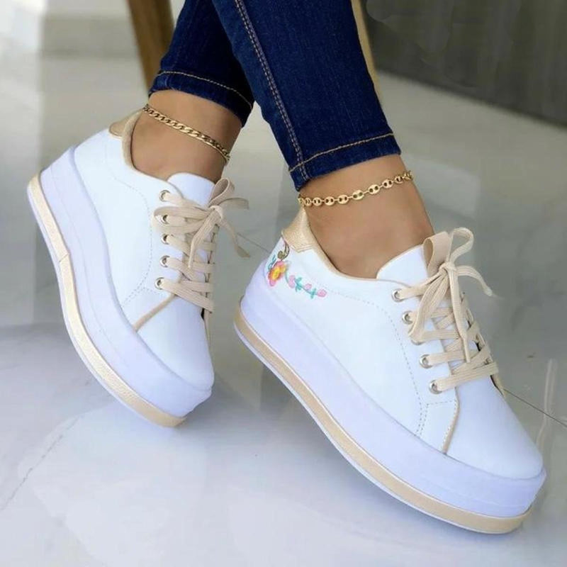 Women&#39;s Platform Sneakers With Sporty Design