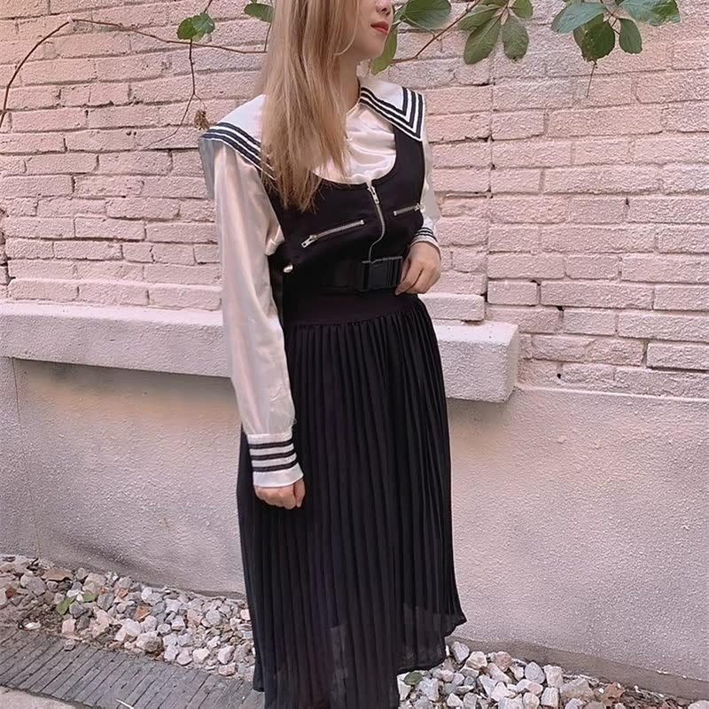 Women&#39;s Pleated Skirt Summer Collection