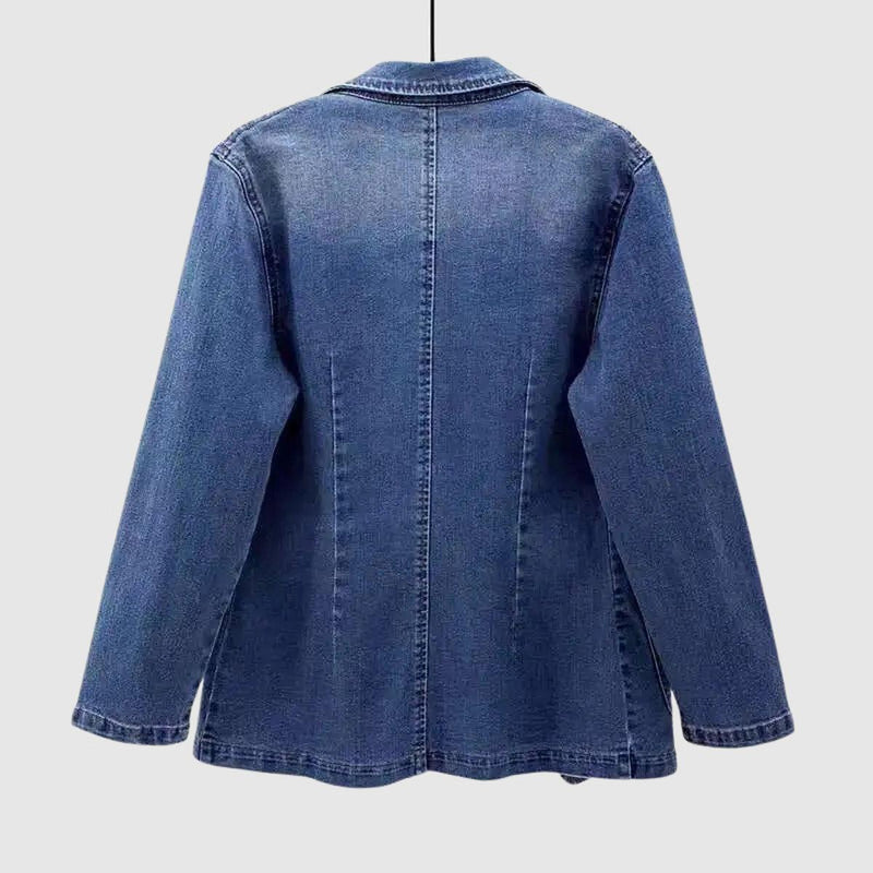 Women&#39;s Relaxed Fit Denim Jacket with Classic Collar