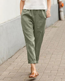 Women&#39;s Relaxed Fit Tapered Trousers
