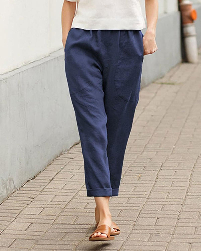 Women&#39;s Relaxed Fit Tapered Trousers