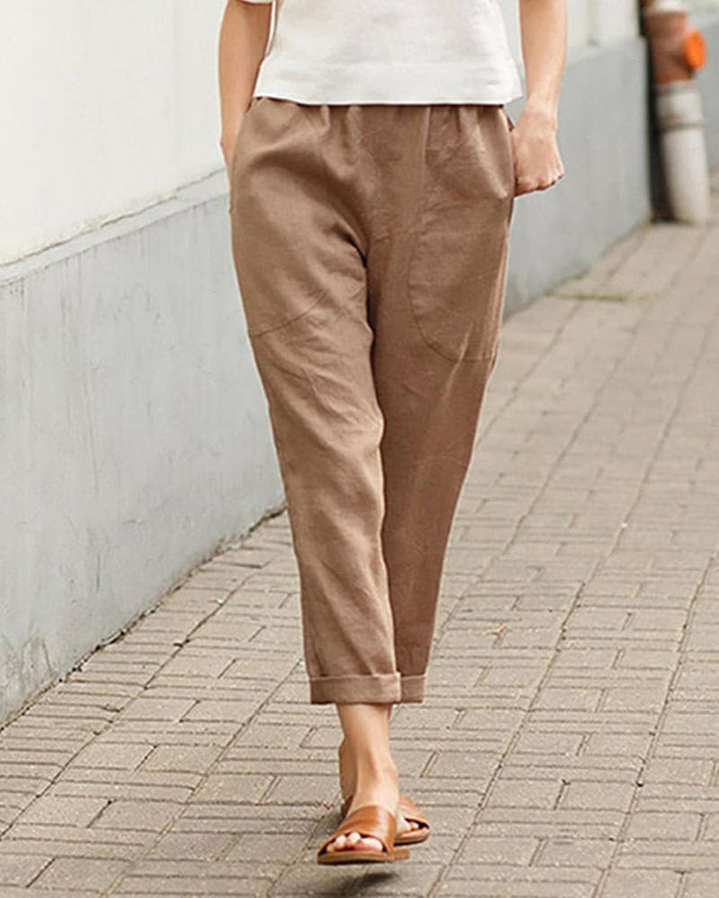 Women&#39;s Relaxed Fit Tapered Trousers