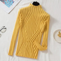 Women&#39;s Roll-Neck Jumper With Long Sleeves - Warm And Versatile