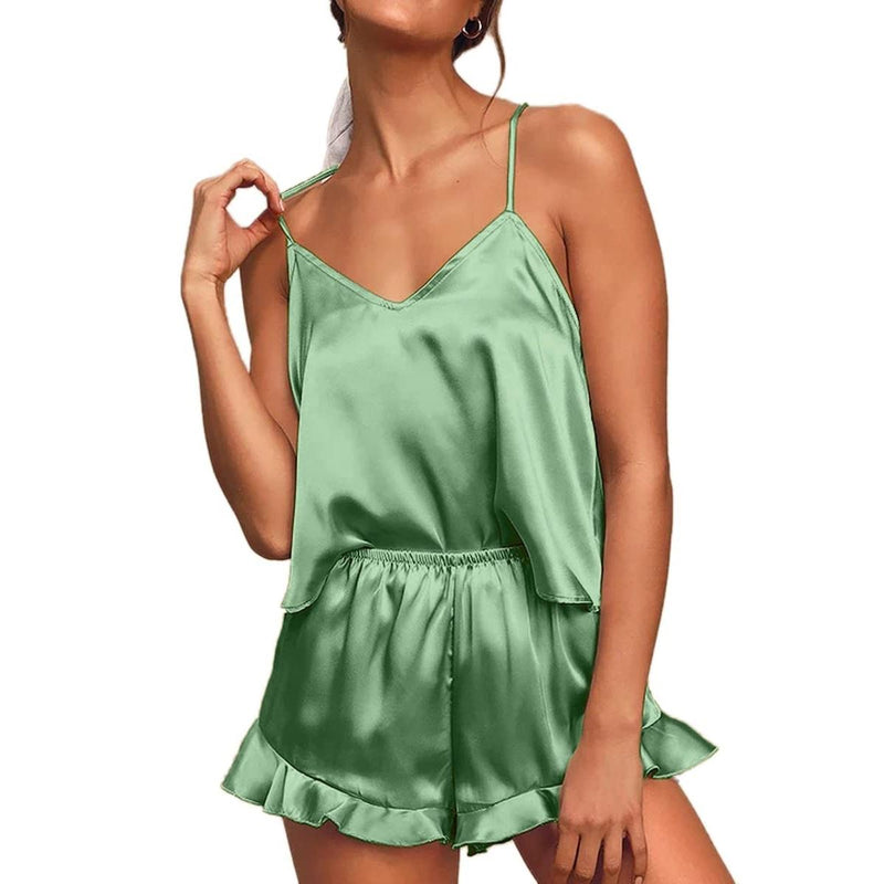 Women&#39;s Satin Pajama Set With Adjustable Straps