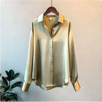 Women&#39;s Satin Shirt With Straight Collar And Button Placket