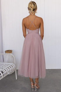 Women&#39;s Sleeveless Chiffon Maxi Dress With Tulle Overlay