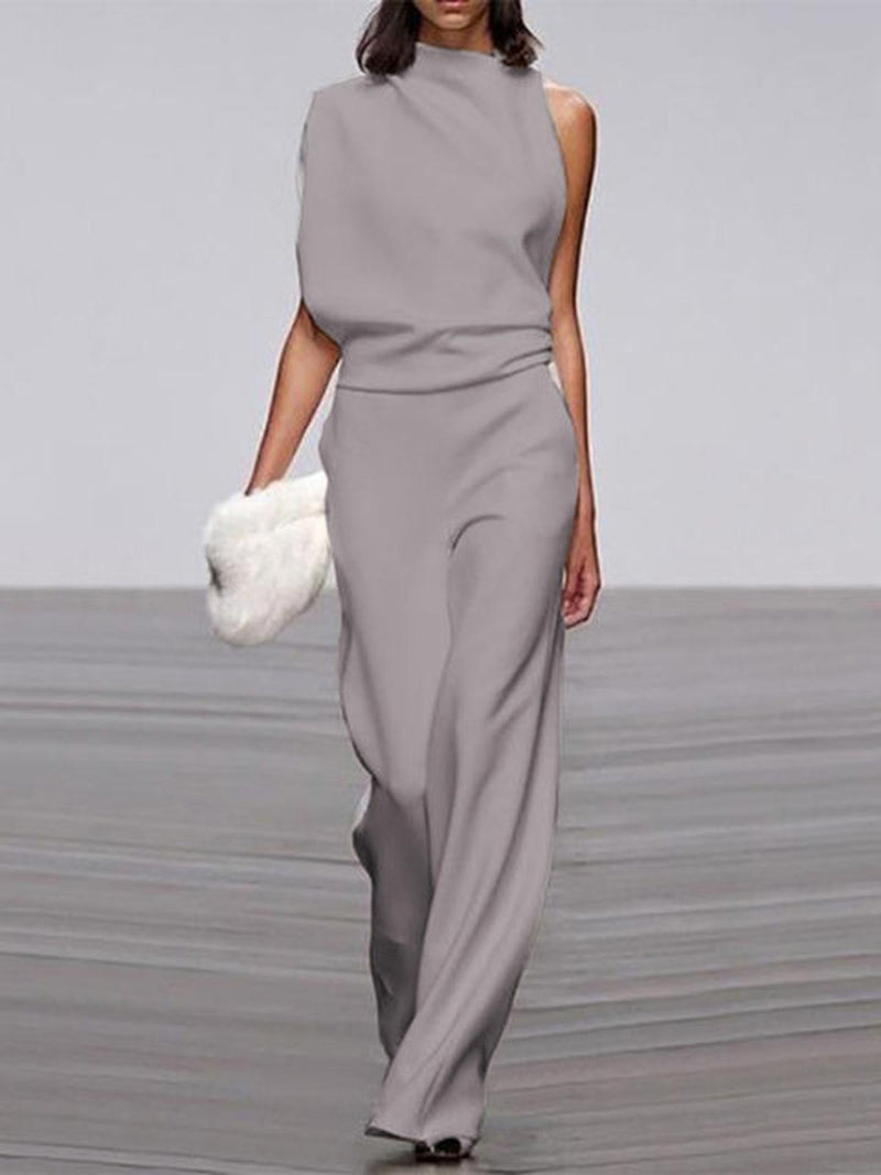 Women&#39;s Sleeveless Wide Leg Jumpsuit With Round Neck