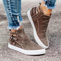 Women&#39;s Slip-On Canvas Sneakers With Elastic Inserts