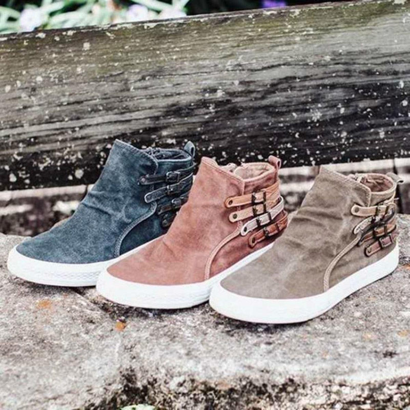 Women&#39;s Slip-On Canvas Sneakers With Elastic Inserts