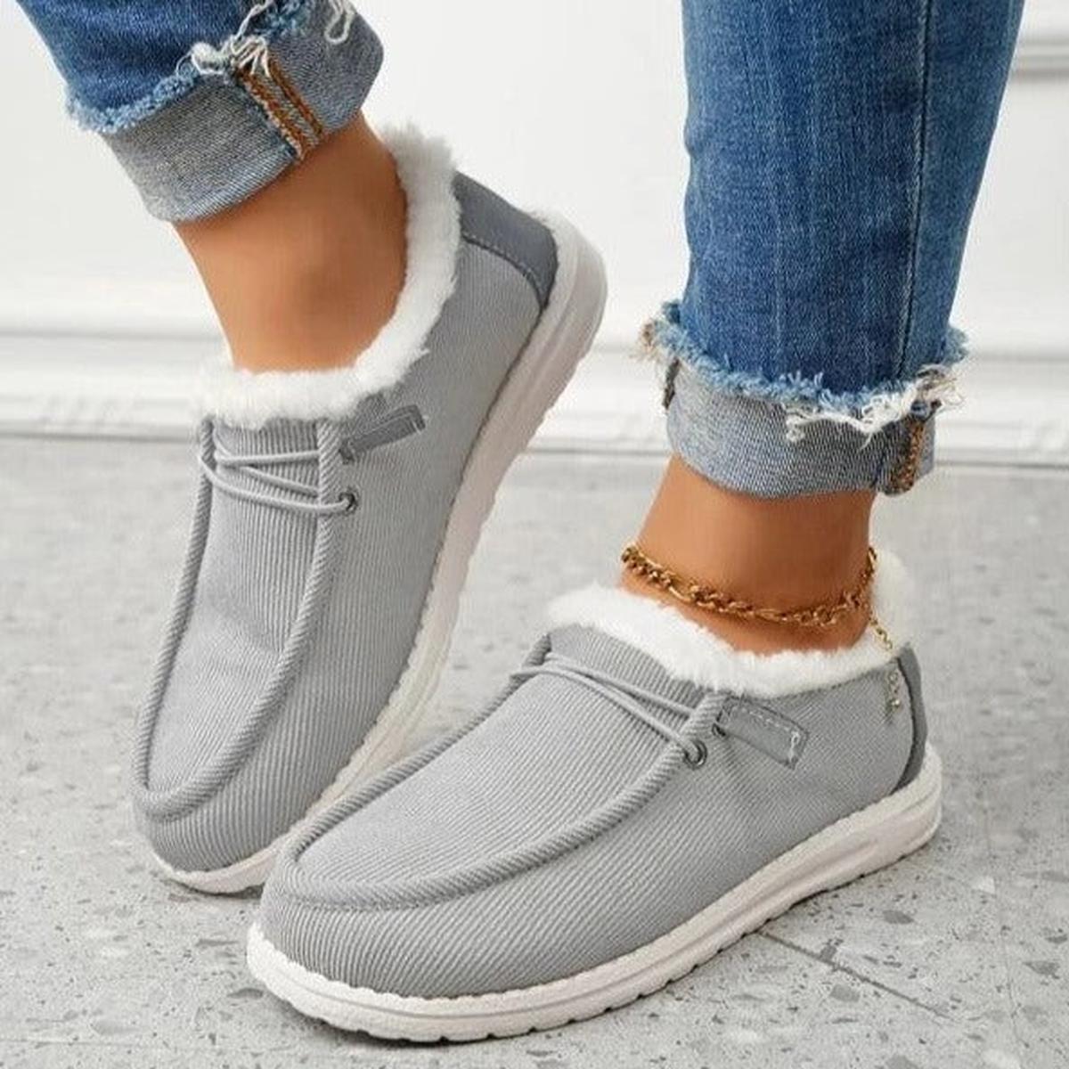 Grey / 9