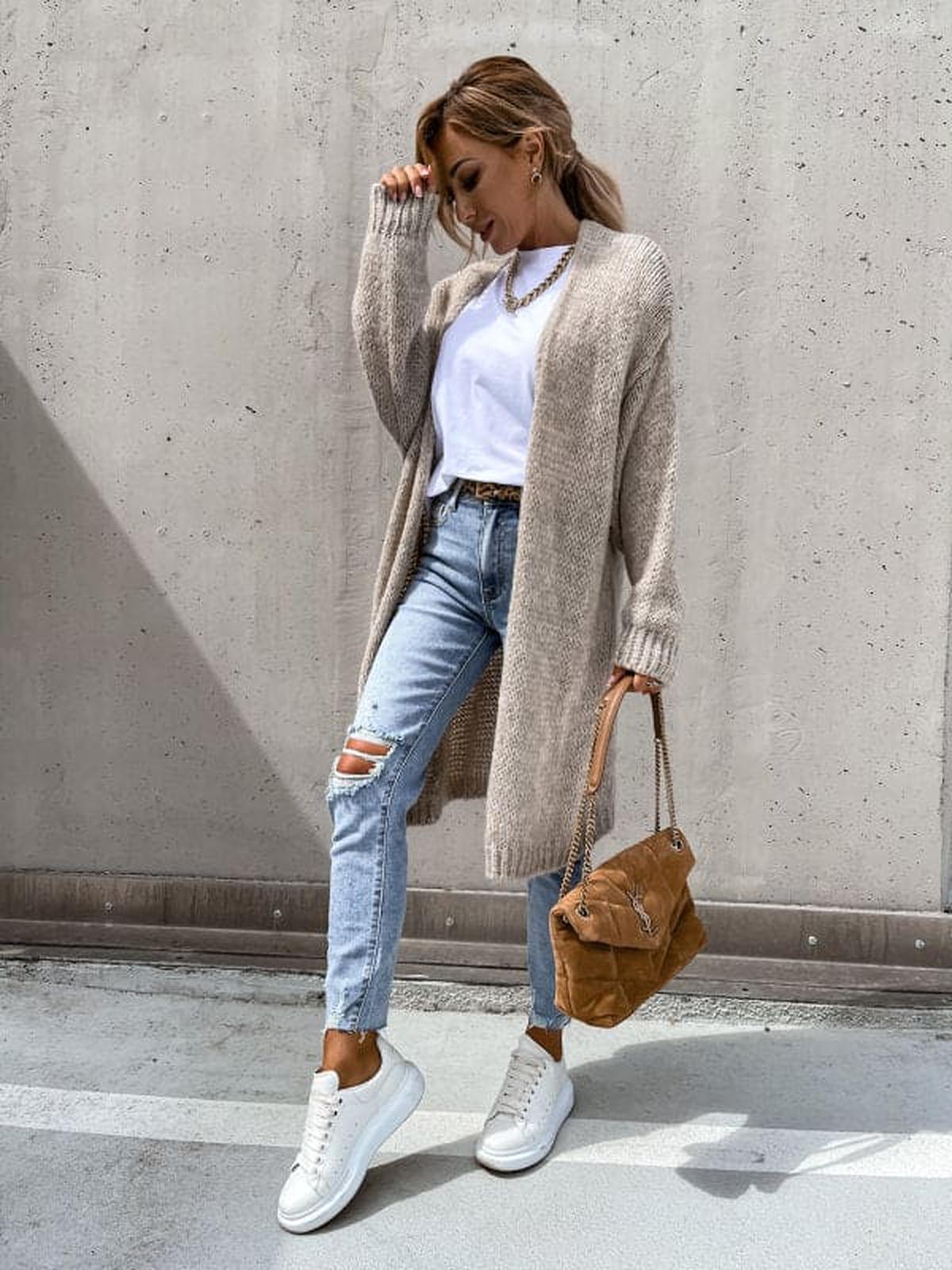 Women&#39;s Solid Color Knit Cardigan With Long Sleeves