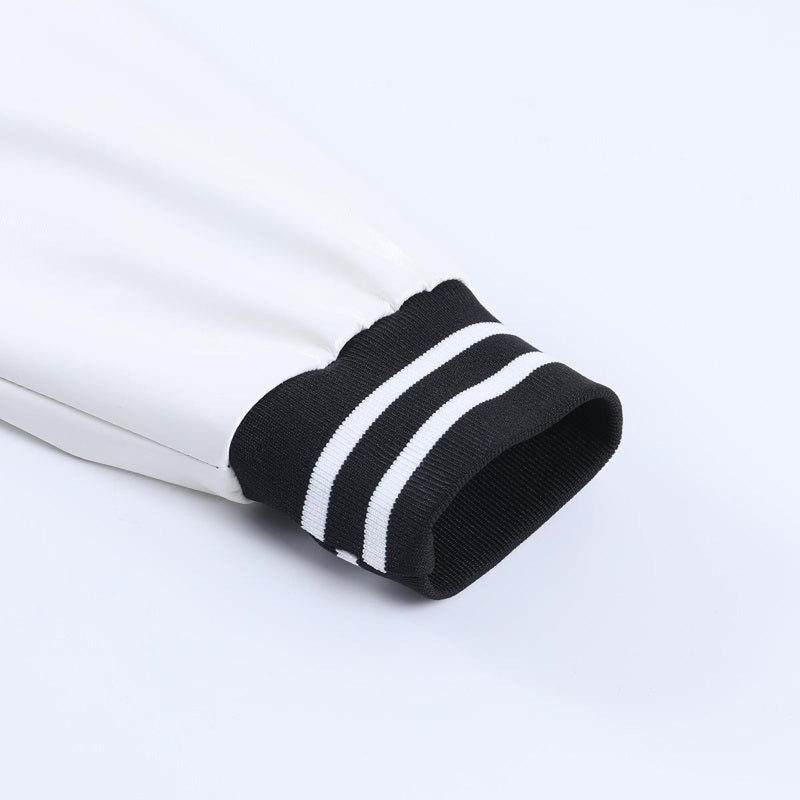 Women&#39;s Sporty Baseball Jacket With Classic Design