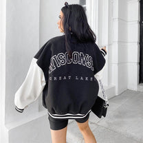 Women&#39;s Sporty Baseball Jacket With Classic Design