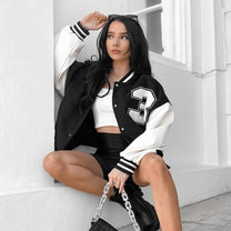 Women&#39;s Sporty Baseball Jacket With Classic Design