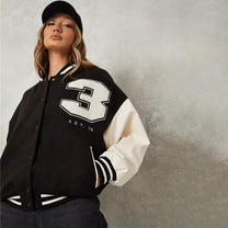 Women&#39;s Sporty Baseball Jacket With Classic Design