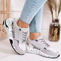 Women&#39;s Sporty Casual Sneakers With Cushioning