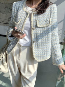 Women&#39;s Spring Jacket With Modern Cut And Premium Fabric