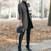 Women&#39;s Stand-Collar Winter Coat With Timeless Design