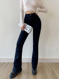 Women&#39;s Stretchable Jeans With Elastic Waistband