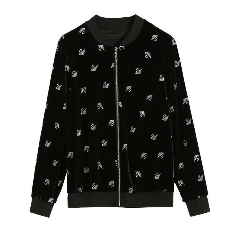 Women&#39;s Stylish Jacket With Functional Pockets